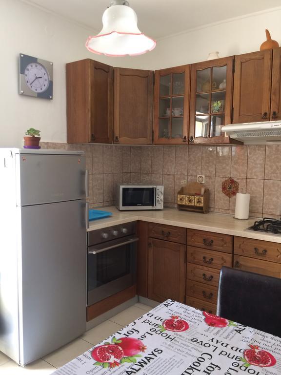 Apartmani Luiza Cres Exterior photo